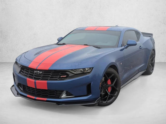 2019 Chevrolet Camaro 2LT RWD photo