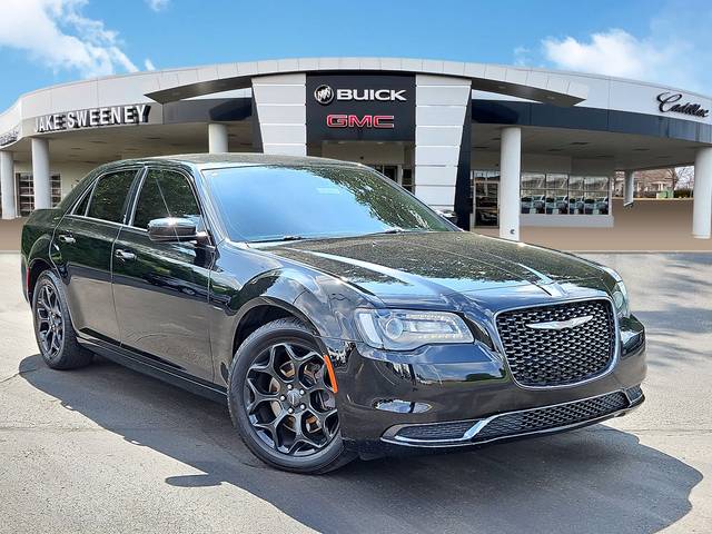 2019 Chrysler 300 Touring AWD photo