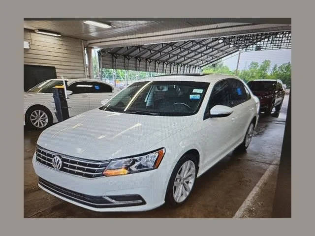 2019 Volkswagen Passat 2.0T Wolfsburg Edition FWD photo