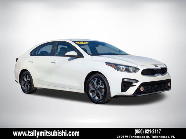 2019 Kia Forte LXS FWD photo
