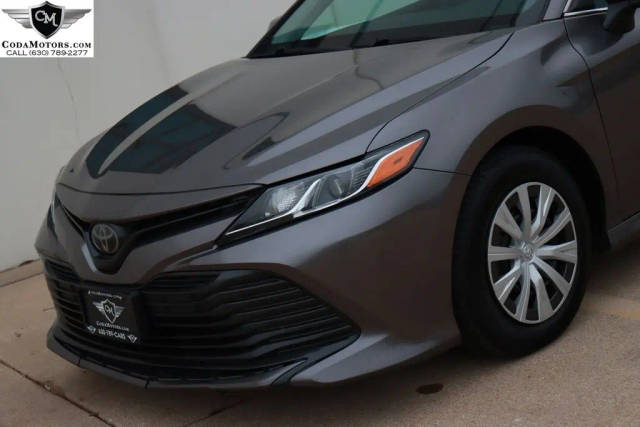 2019 Toyota Camry L FWD photo
