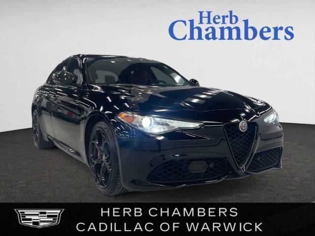 2019 Alfa Romeo Giulia Ti Sport AWD photo