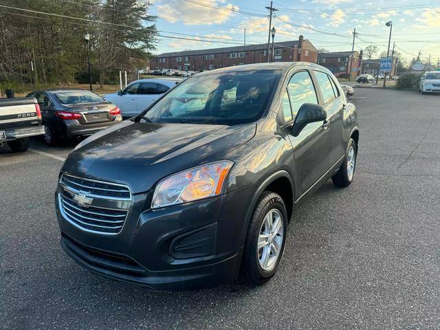 2019 Chevrolet Trax LS AWD photo