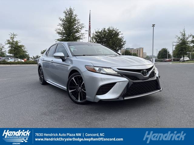2019 Toyota Camry XSE FWD photo