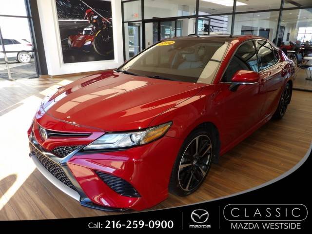 2019 Toyota Camry XSE FWD photo