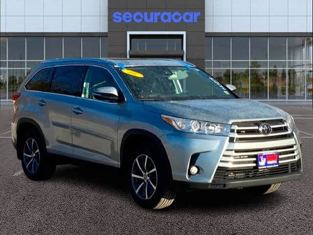 2019 Toyota Highlander XLE AWD photo