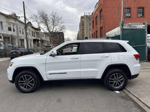2019 Jeep Grand Cherokee Limited 4WD photo