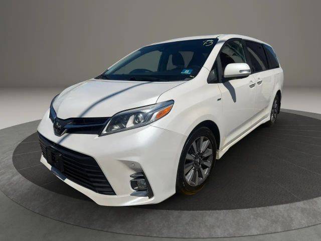 2019 Toyota Sienna Limited Premium AWD photo