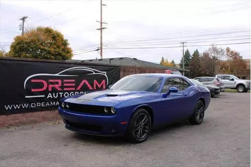 2019 Dodge Challenger SXT AWD photo