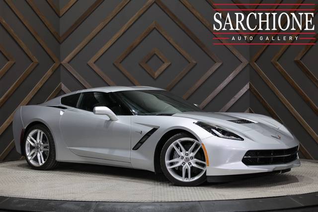 2019 Chevrolet Corvette 2LT RWD photo