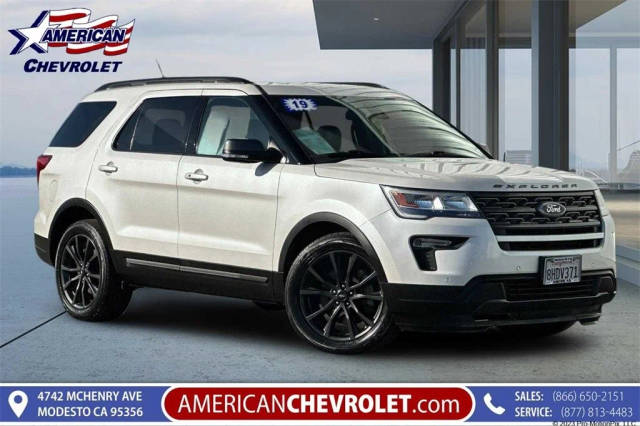 2019 Ford Explorer XLT FWD photo