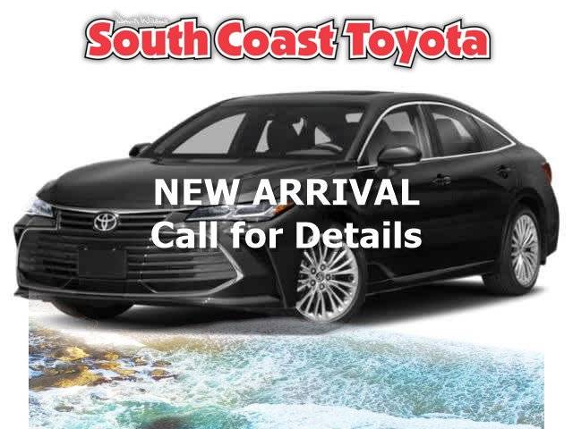 2019 Toyota Avalon Limited FWD photo