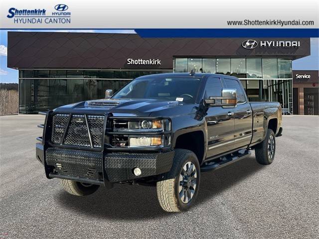 2019 Chevrolet Silverado 3500HD LTZ 4WD photo