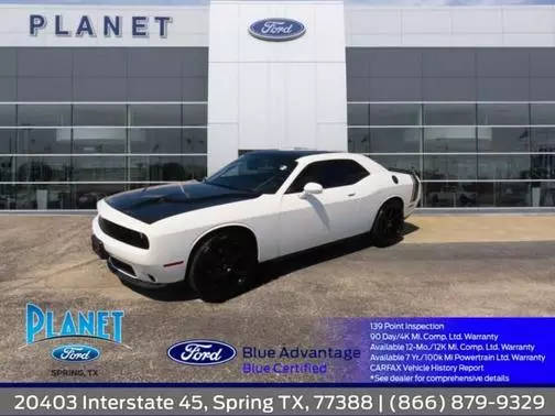 2019 Dodge Challenger SXT RWD photo