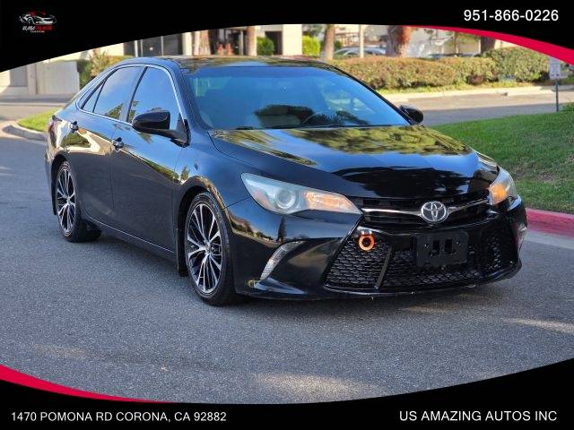 2016 Toyota Camry SE FWD photo