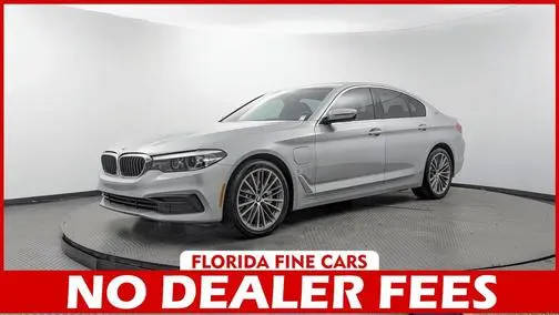 2019 BMW 5 Series 530e iPerformance RWD photo