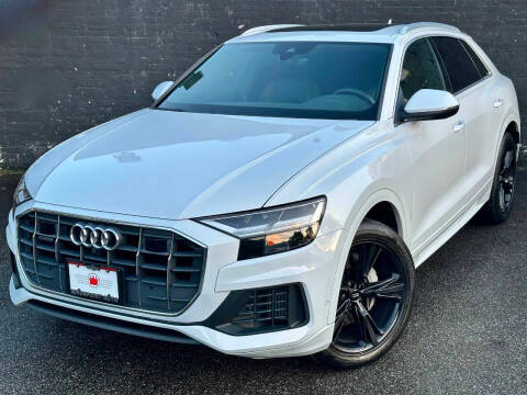 2019 Audi Q8 Premium Plus AWD photo