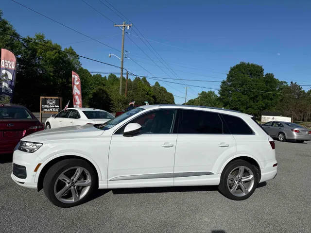 2019 Audi Q7 Prestige AWD photo