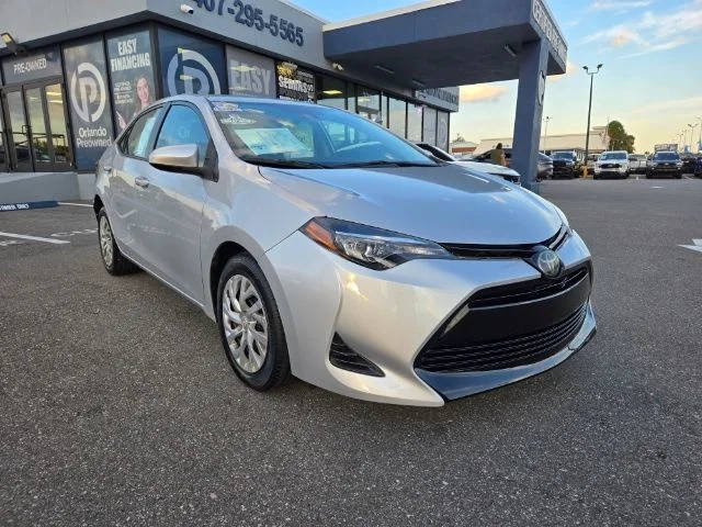 2019 Toyota Corolla LE FWD photo