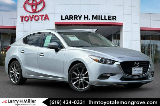 2018 Mazda 3 Touring FWD photo