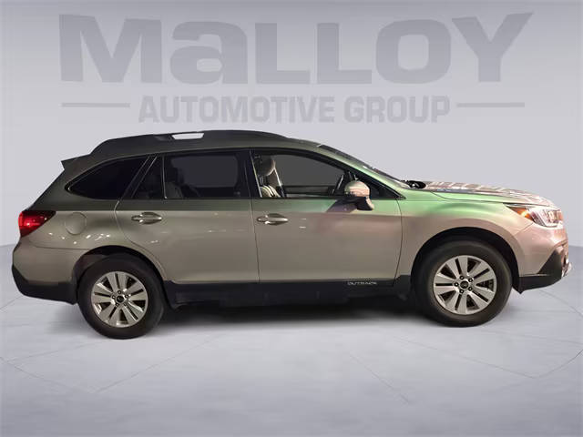 2019 Subaru Outback Premium AWD photo