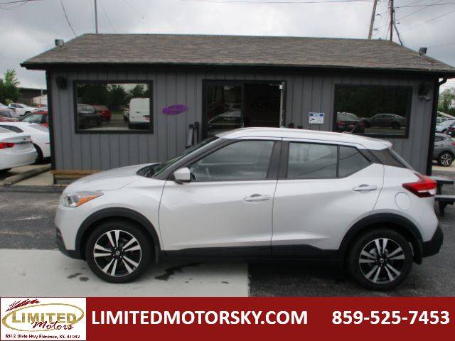 2018 Nissan Kicks SV FWD photo