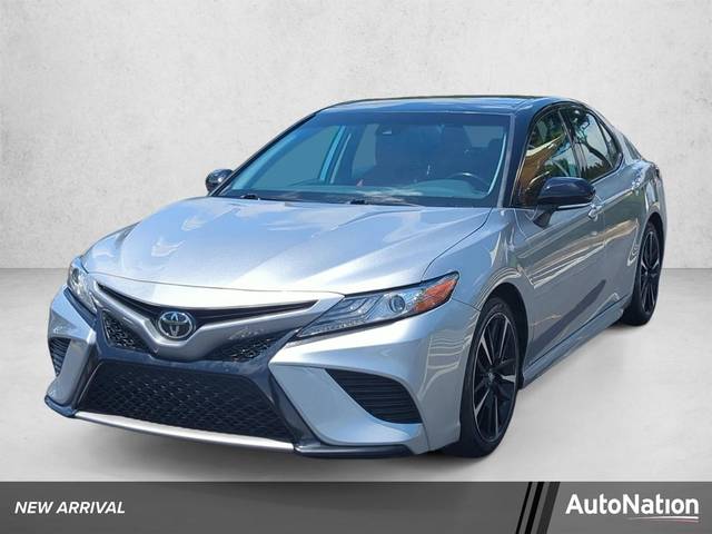 2019 Toyota Camry XSE FWD photo