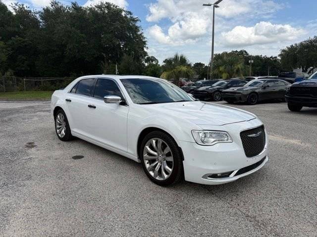 2018 Chrysler 300 Limited RWD photo