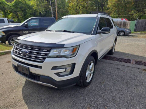 2016 Ford Explorer XLT 4WD photo