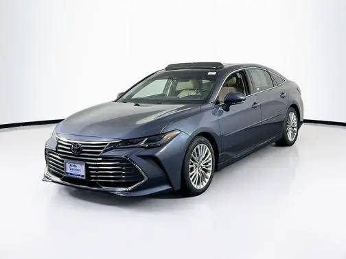 2019 Toyota Avalon Limited FWD photo