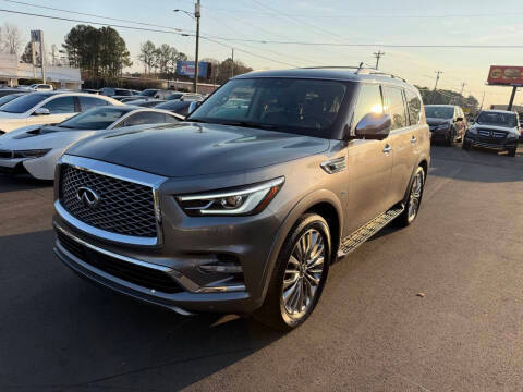 2019 Infiniti QX80 LUXE 4WD photo