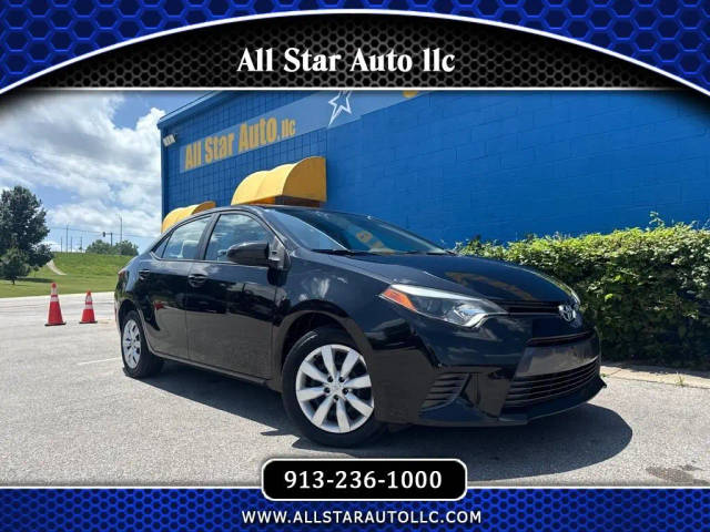 2015 Toyota Corolla LE FWD photo