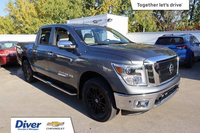 2018 Nissan Titan SL 4WD photo