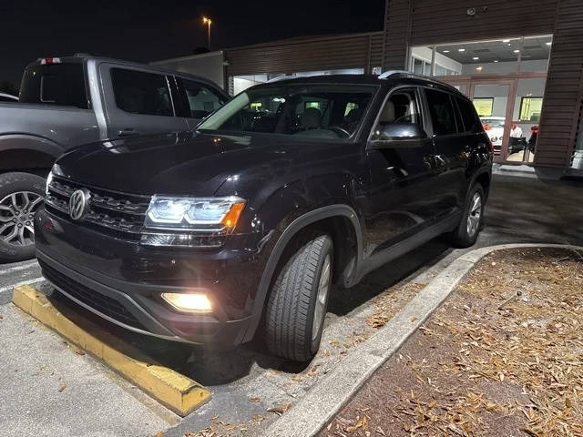 2018 Volkswagen Atlas 2.0T SE w/Technology FWD photo