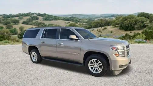 2019 Chevrolet Suburban LT RWD photo