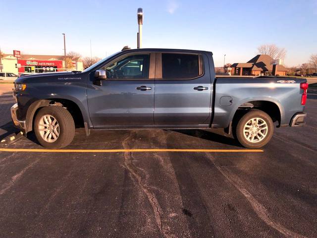 2019 Chevrolet Silverado 1500 LT 4WD photo