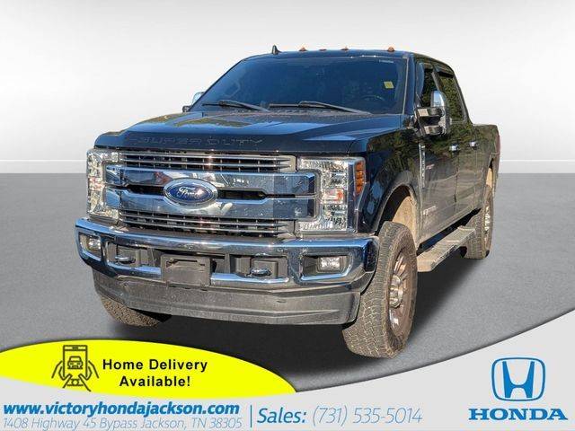 2019 Ford F-350 Super Duty LARIAT 4WD photo