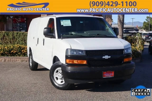 2018 Chevrolet Express Cargo RWD photo
