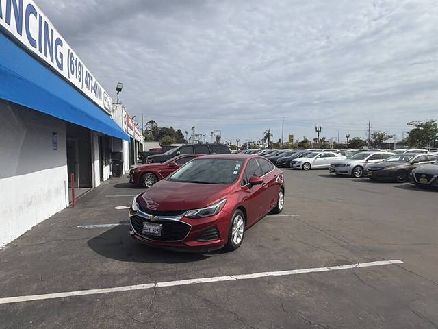 2019 Chevrolet Cruze LT FWD photo