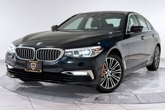 2018 BMW 5 Series 530i xDrive AWD photo