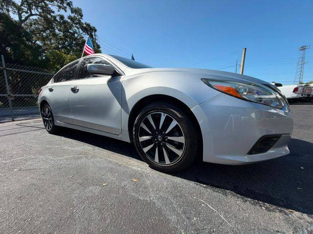 2018 Nissan Altima 2.5 SV FWD photo