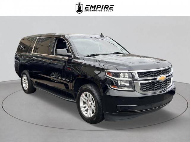 2018 Chevrolet Suburban LT 4WD photo