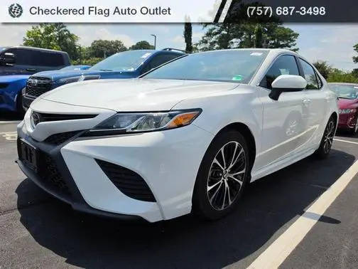 2018 Toyota Camry SE FWD photo