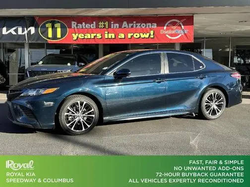 2019 Toyota Camry SE FWD photo