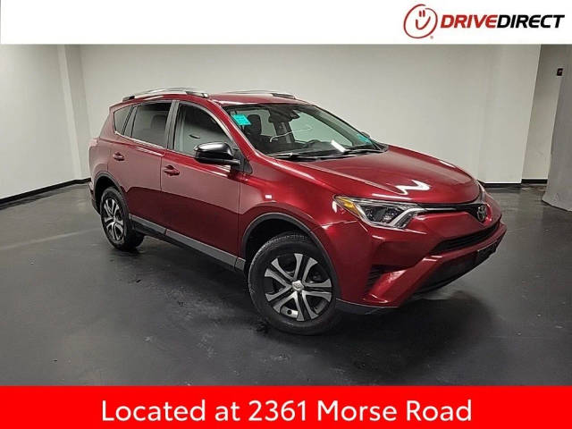 2018 Toyota RAV4 LE FWD photo