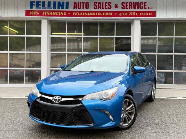 2017 Toyota Camry SE FWD photo