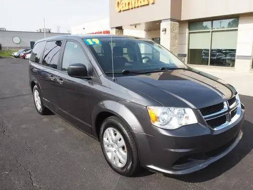 2019 Dodge Grand Caravan SE FWD photo