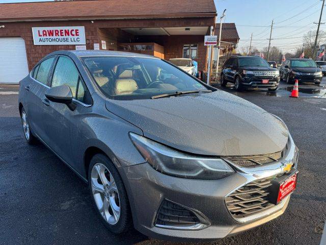 2019 Chevrolet Cruze Premier FWD photo
