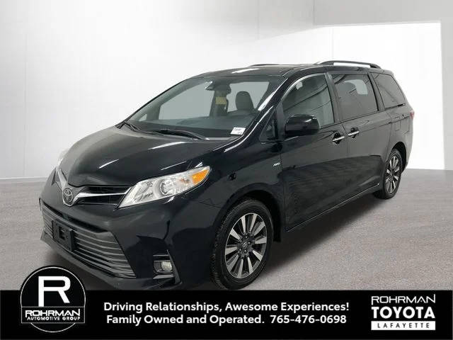 2019 Toyota Sienna XLE AWD photo