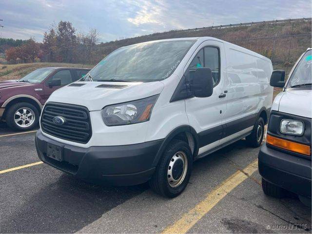 2019 Ford Transit Van RWD photo